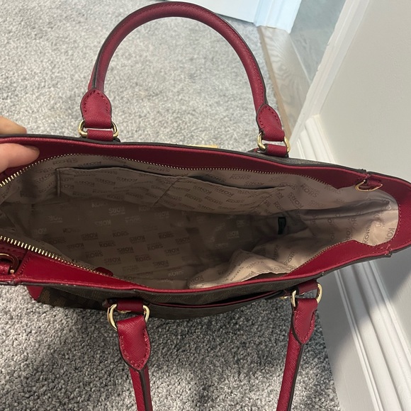 SOLD - Picture 3 of 4